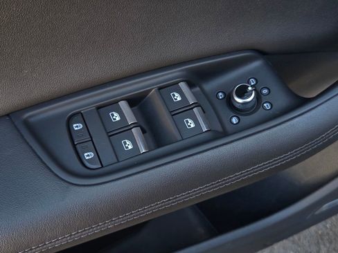 Used 2023 Audi Q7 3.0T Premium Plus w/ Premium Plus Package image 11