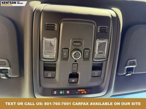 Used 2025 GMC Yukon Denali w/ Sun & Power Step Package image 31