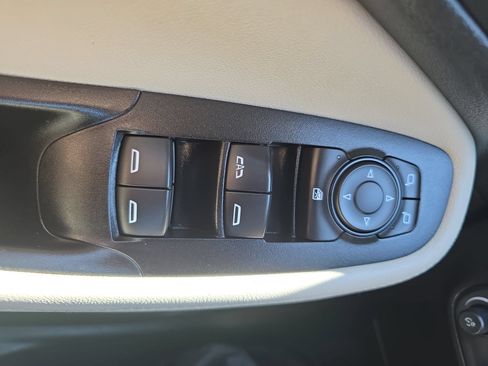 Used 2023 Buick Encore GX Select FWD image 27