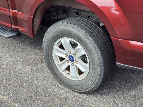 Used 2015 Ford F150 XLT w/ Equipment Group 301A Mid image 19