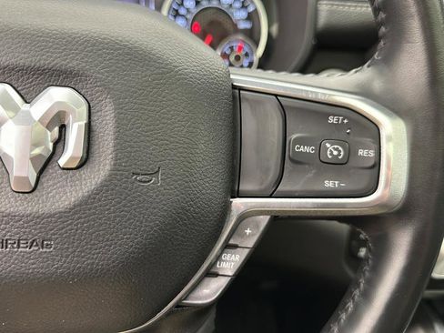 Used 2023 RAM 1500 Laramie AWD/4WD image 19