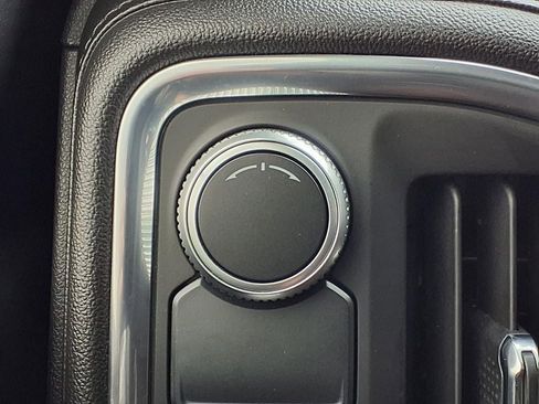 Used 2023 Chevrolet Silverado 1500 Custom RWD image 23