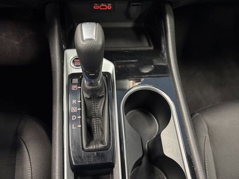 Used 2024 Nissan Altima 2.5 SV FWD image 31