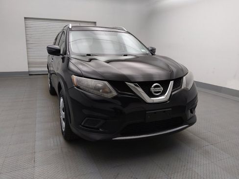 Used 2016 Nissan Rogue S w/ Appearance Package FWD image 14