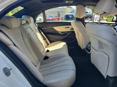 Used 2020 Mercedes-Benz S 450 Sedan image 25