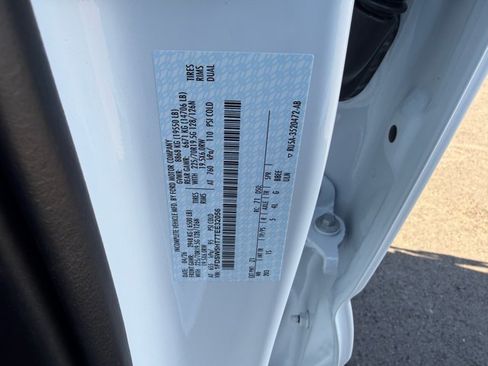 New 2026 Ford F550 4x4 Crew Cab image 8