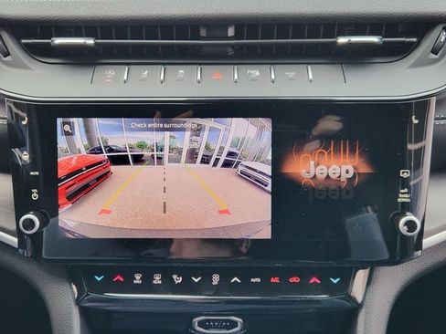 New 2026 Jeep Grand Cherokee L 2WD image 13