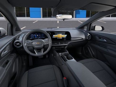 New 2026 Chevrolet Equinox EV LT image 45