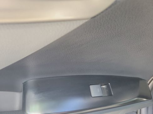 Used 2025 Toyota Camry SE FWD image 15