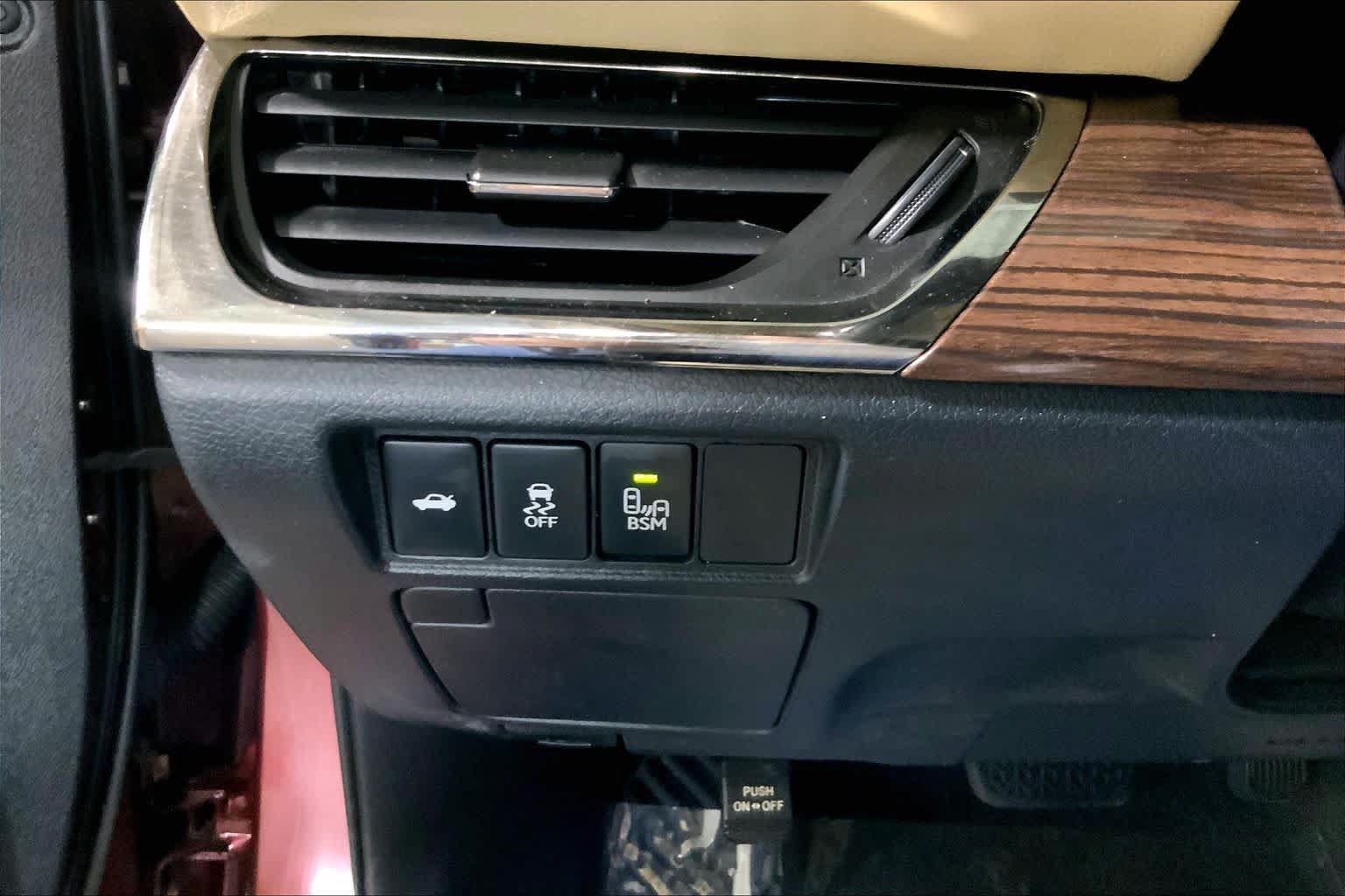 Used 2015 Toyota Avalon XLE Touring FWD image 69