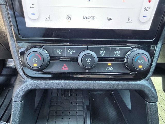 Certified 2024 Ford Ranger XLT w/ Technology Package AWD/4WD image 11