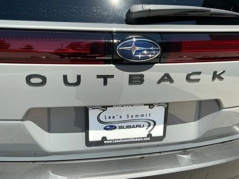 Certified 2026 Subaru Outback Limited AWD/4WD image 4