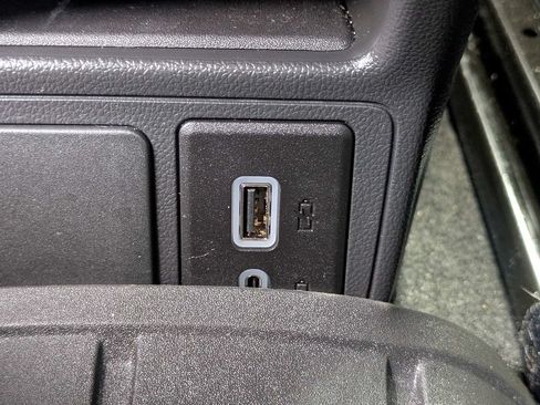 Used 2024 Buick Encore GX Preferred w/ Comfort Package AWD/4WD image 15