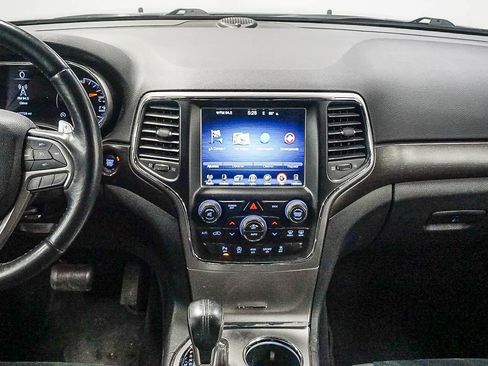 Used 2017 Jeep Grand Cherokee Altitude image 13