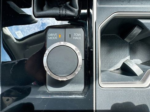 Used 2024 Toyota Tundra Limited w/ Power Package image 26