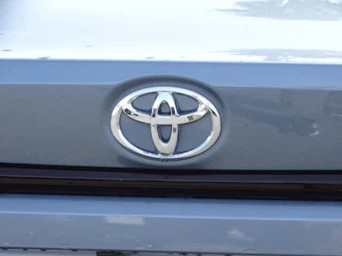 Certified 2022 Toyota Corolla LE w/ LE Convenience Package image 9
