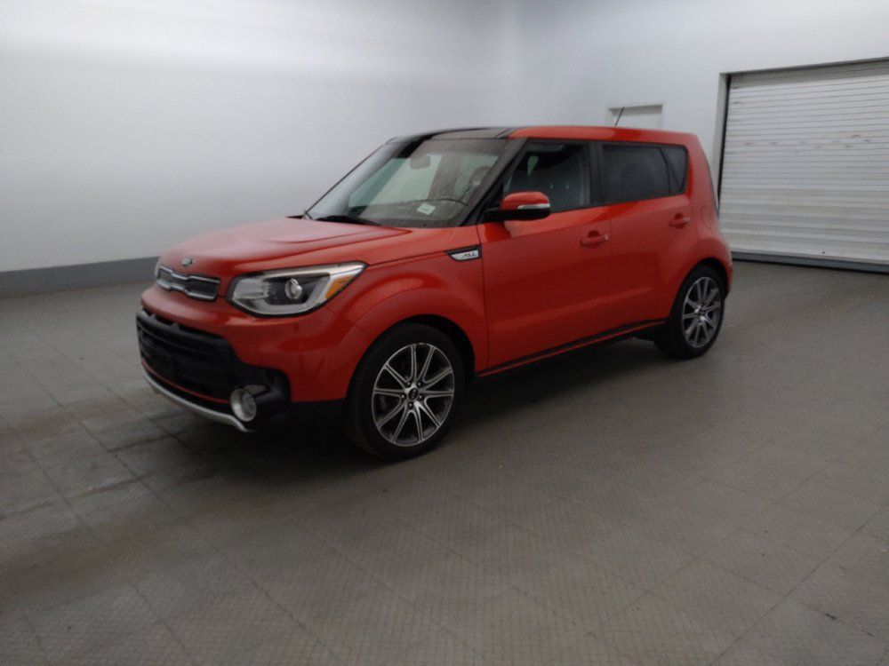 Used 2019 Kia Soul ! w/ Technology Package FWD image 2