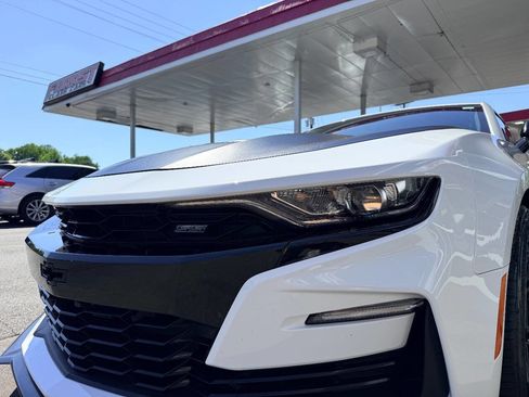 Used 2019 Chevrolet Camaro SS RWD image 13