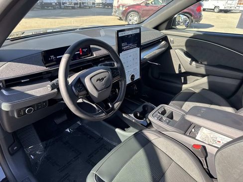 Certified 2025 Ford Mustang Mach-E GT w/ Interior Protection Package image 17