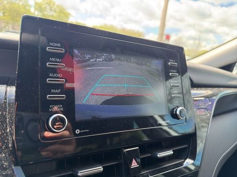 Used 2023 Toyota Camry SE image 16