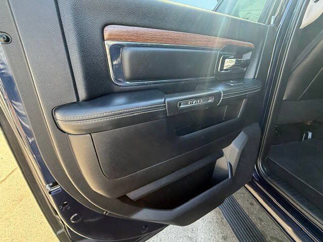 Used 2014 RAM 2500 Laramie w/ Convenience Group AWD/4WD image 31