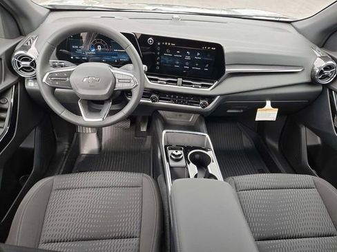 New 2026 Chevrolet Equinox LT w/ Midnight Edition image 6