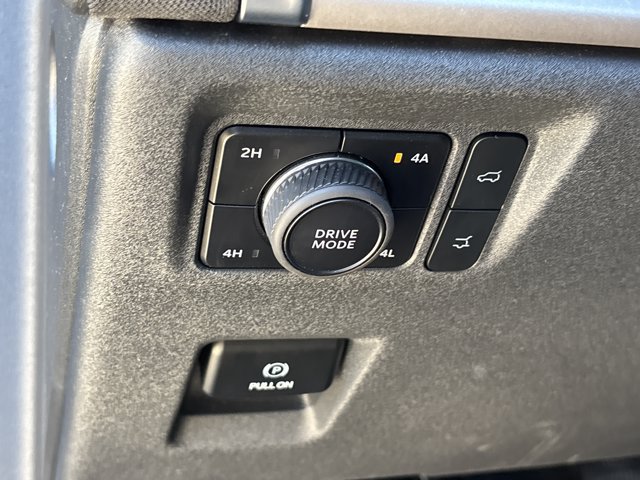 Used 2026 Ford Expedition Active AWD/4WD image 24