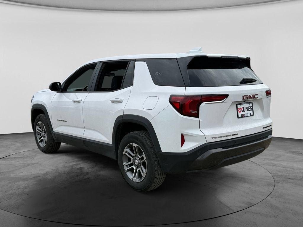 Used 2025 GMC Terrain Elevation AWD/4WD image 7