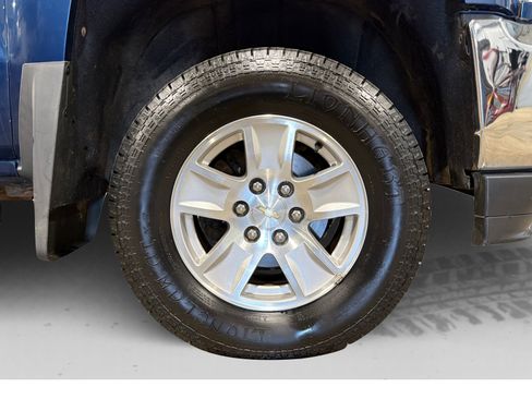 Used 2018 Chevrolet Silverado 1500 LT w/ All Star Edition AWD/4WD image 49