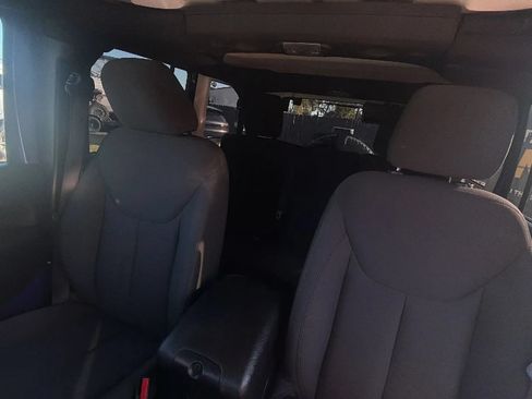 Used 2017 Jeep Wrangler Unlimited Sport w/ Quick Order Package 24S AWD/4WD image 13