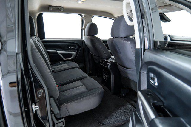 Used 2021 Nissan Titan SV w/ SV Convenience Package AWD/4WD image 34