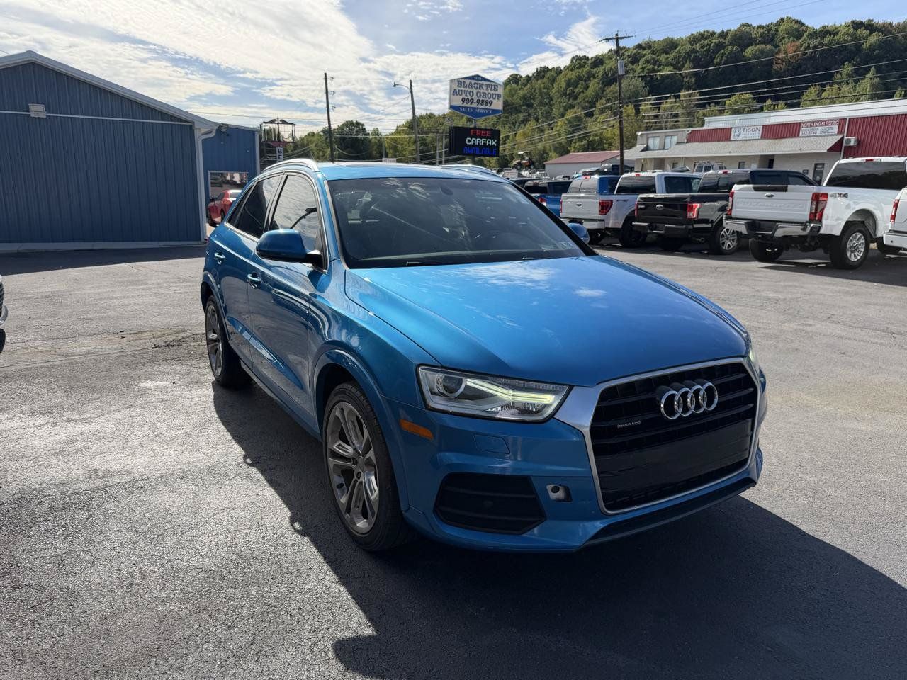 Used 2016 Audi Q3 2.0T Premium Plus w/ Technology Package AWD/4WD image 3