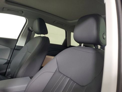 New 2026 Audi Q3 quattro 2.0T AWD/4WD image 23