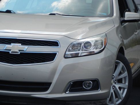 Used 2013 Chevrolet Malibu LT FWD image 6