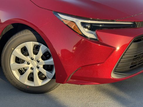 New 2026 Toyota Corolla LE image 10