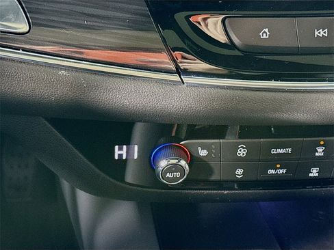 Used 2024 Buick Enclave Essence w/ Experience Buick Package image 15