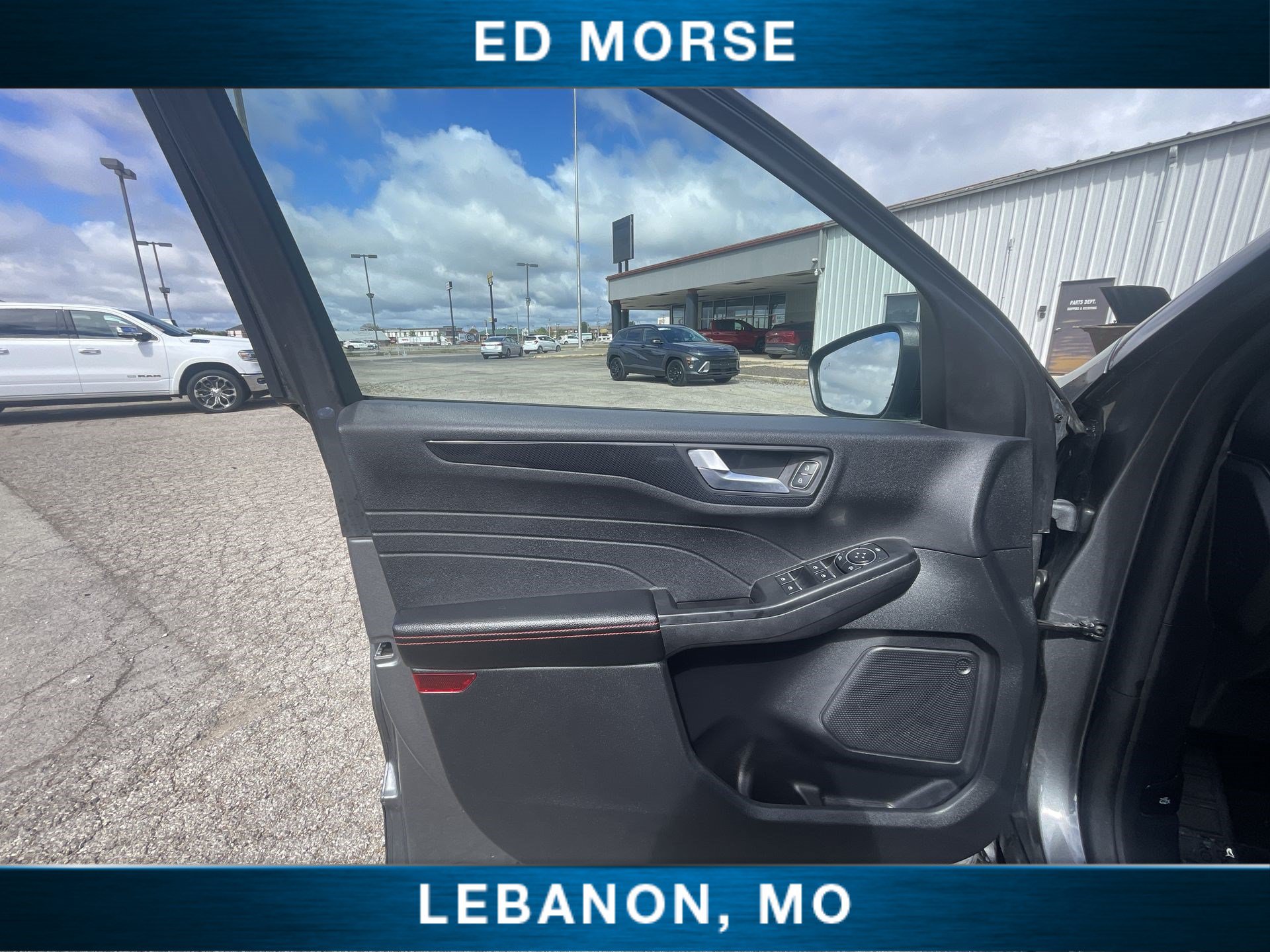 Used 2025 Ford Escape ST-Line AWD/4WD image 21