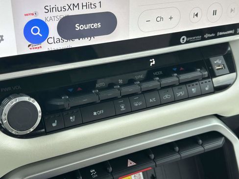 Used 2023 Toyota Tundra Capstone image 27