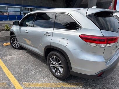 Used 2019 Toyota Highlander XLE