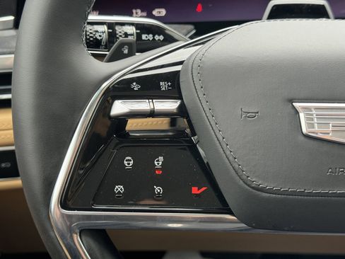 New 2025 Cadillac Escalade IQ Sport 2 w/ LPO, ONYX Package image 17