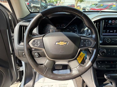 Used 2018 Chevrolet Colorado Z71 AWD/4WD image 11