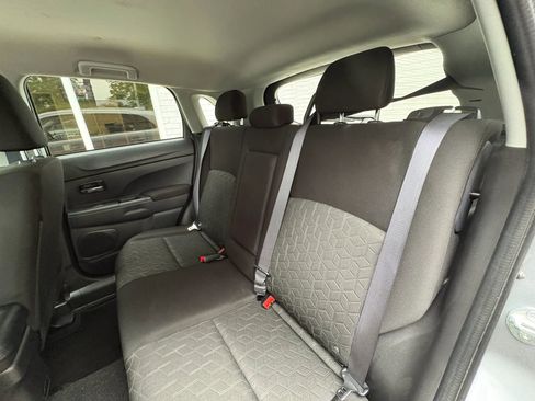 Used 2025 Mitsubishi Outlander Sport ES AWD/4WD image 19