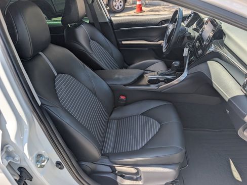 Used 2024 Toyota Camry SE w/ Blackout Package (TMS) FWD image 8