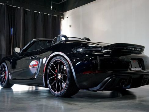 Used 2022 Porsche 718 Boxster Spyder RWD image 27