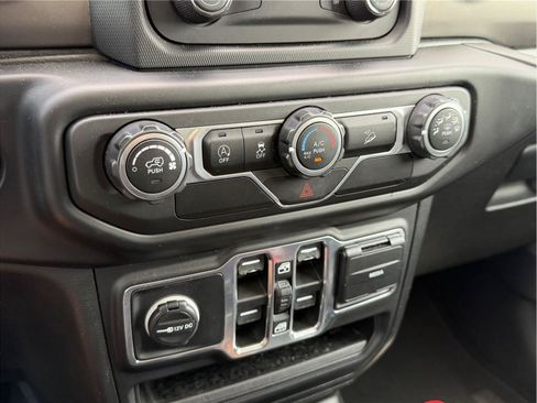 Used 2020 Jeep Wrangler Unlimited Sport S AWD/4WD image 23