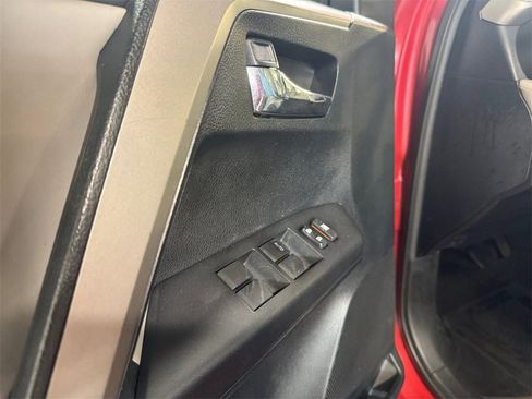 Used 2016 Toyota RAV4 XLE image 14