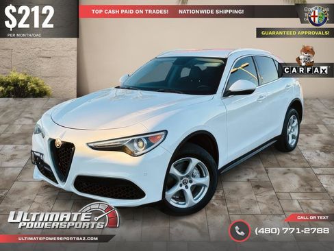 Used 2018 Alfa Romeo Stelvio AWD image 9