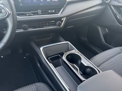 Used 2025 Chevrolet Equinox LT image 40