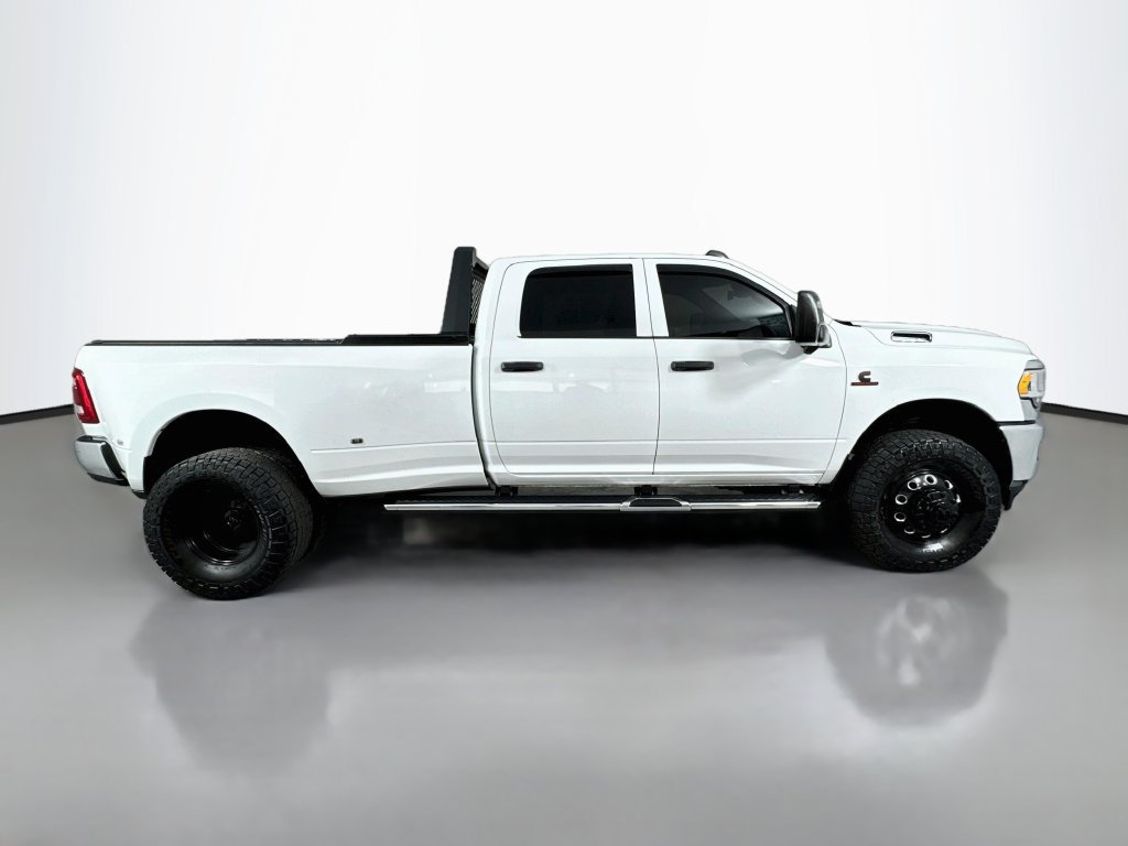 Used 2024 RAM 3500 Tradesman w/ Safety Group AWD/4WD image 4