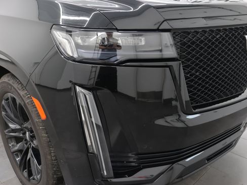 Used 2021 Cadillac Escalade Sport Platinum AWD/4WD image 30